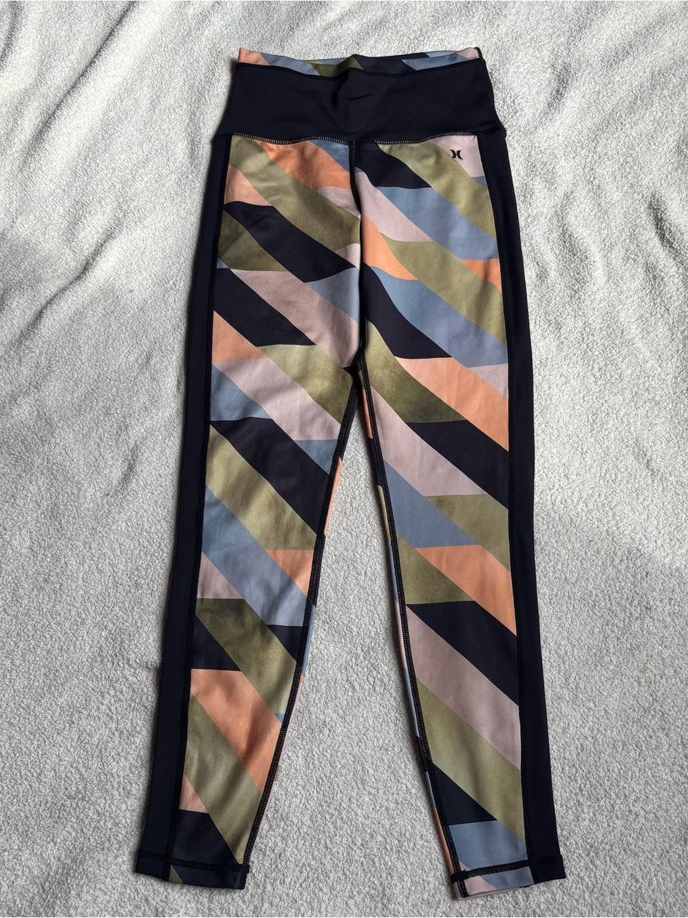 Hurley Navy and Multicolor Diagonal Stripe Leggings